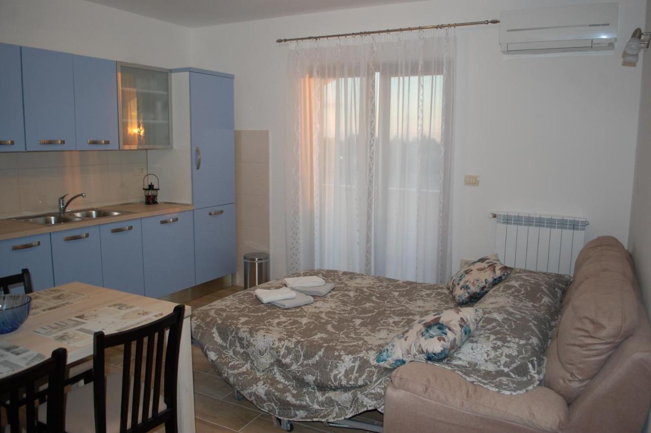 Apartmani Diana Novigrad  Luaran gambar