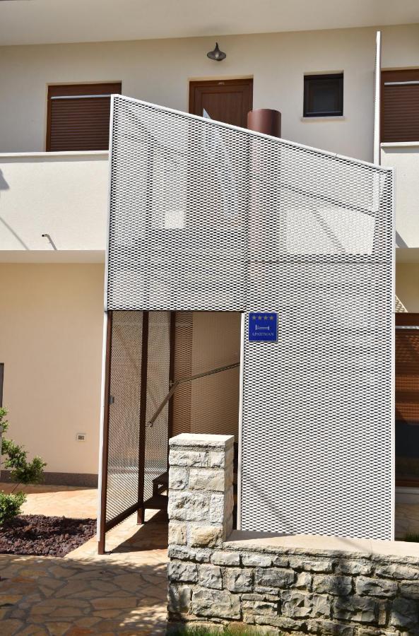 Apartmani Diana Novigrad  Luaran gambar