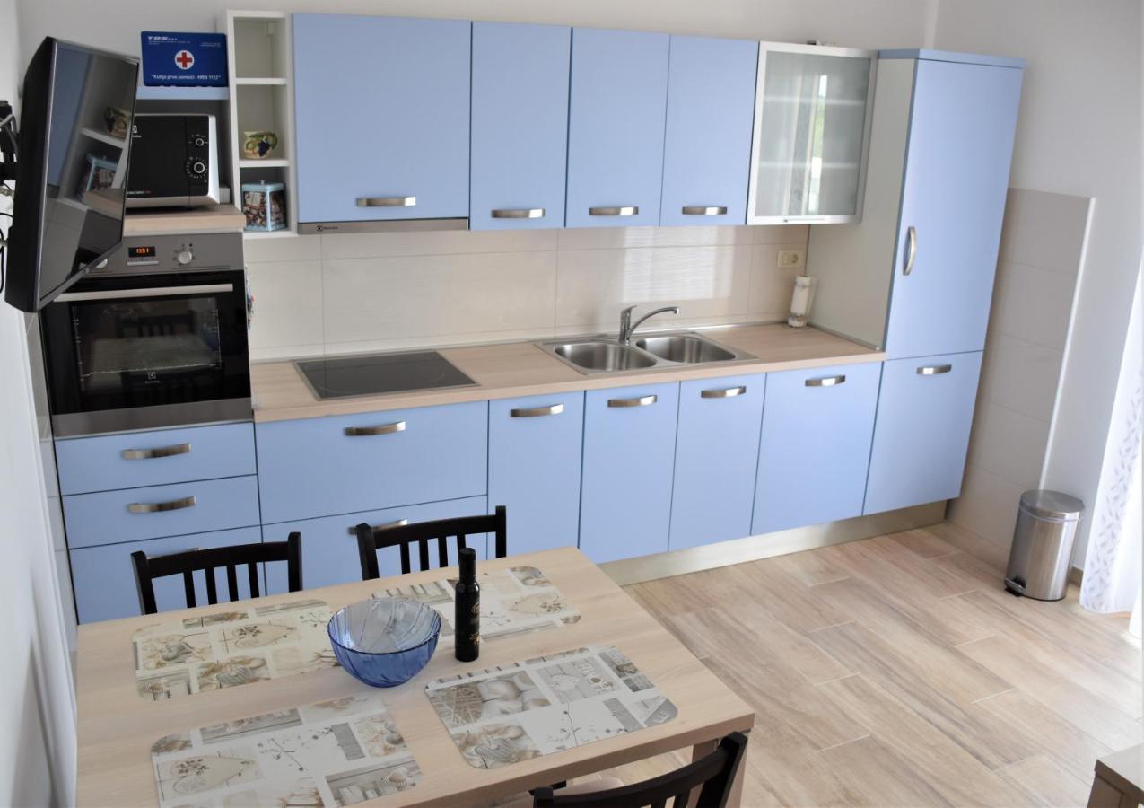 Apartmani Diana Novigrad  Luaran gambar